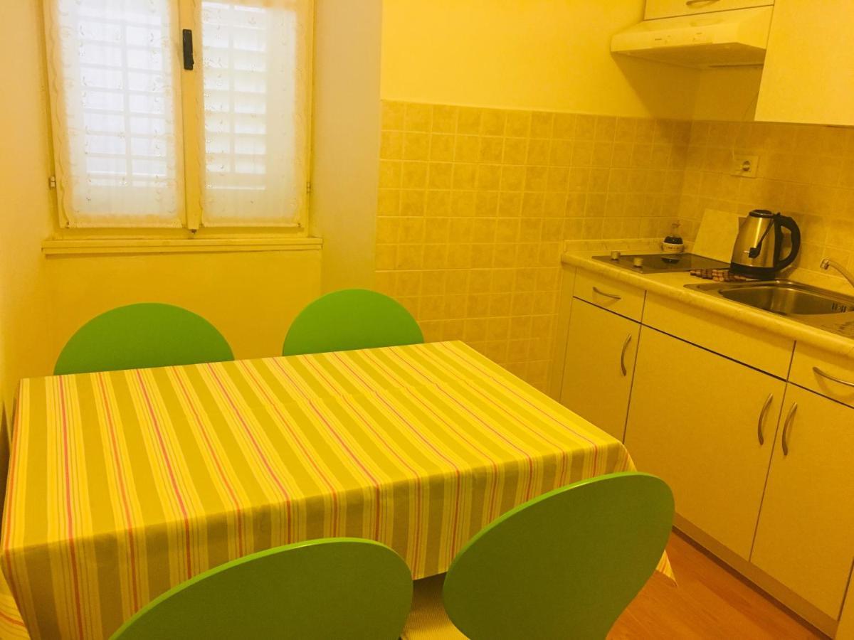 Apartment Filipas Cres Kültér fotó