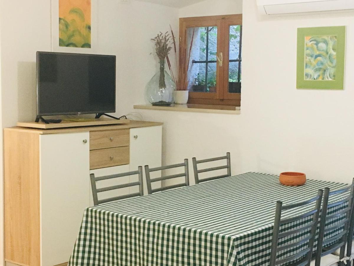 Apartment Filipas Cres Kültér fotó