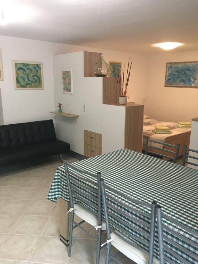 Apartment Filipas Cres Kültér fotó