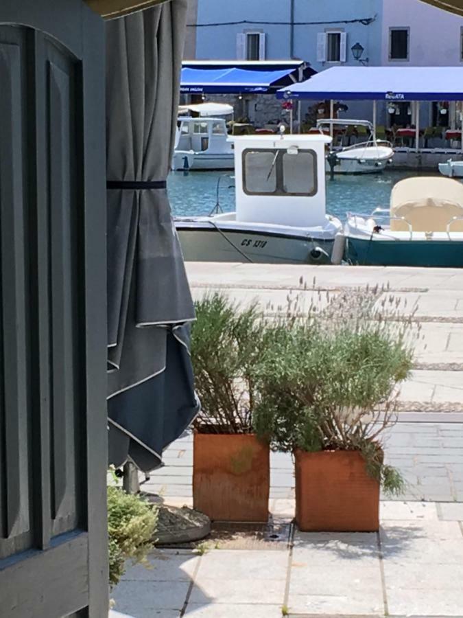 Apartment Filipas Cres Kültér fotó