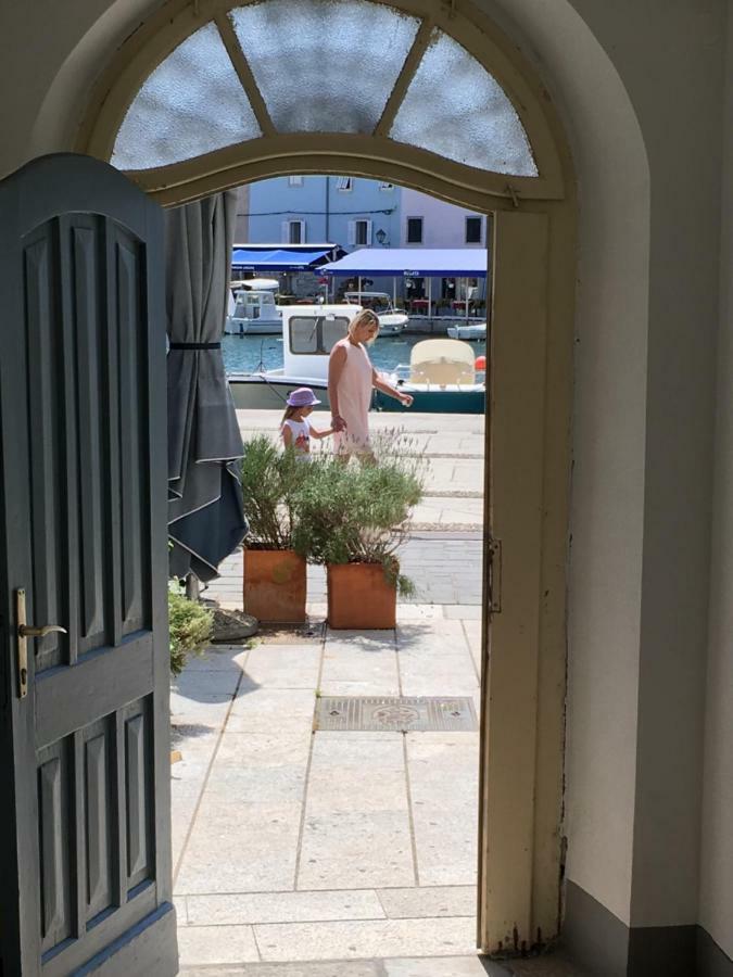 Apartment Filipas Cres Kültér fotó