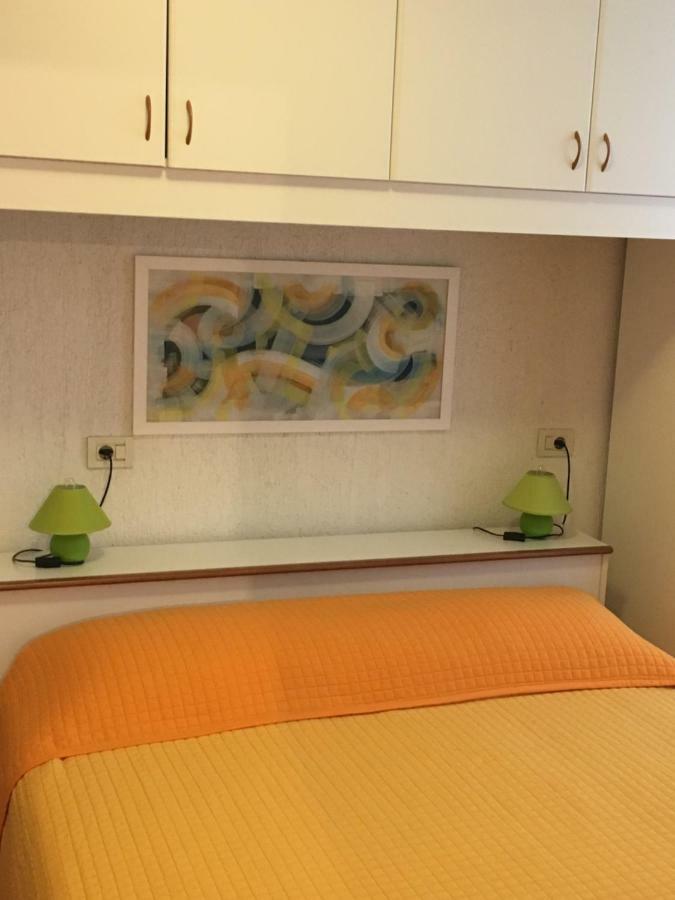 Apartment Filipas Cres Kültér fotó